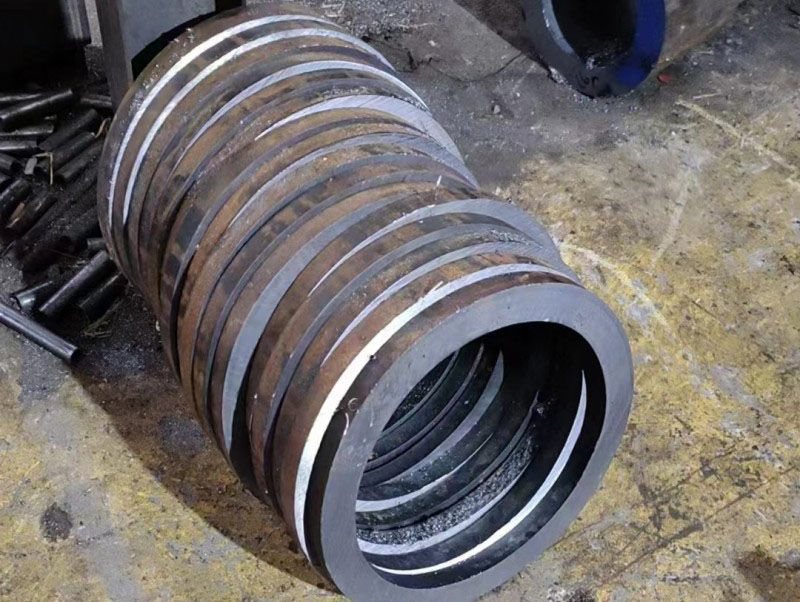 巨鹿30CrMo无缝钢管切割